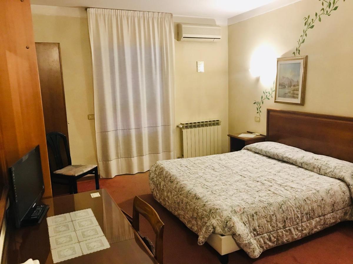 B&B Franceschi Gavinana ภายนอก รูปภาพ
